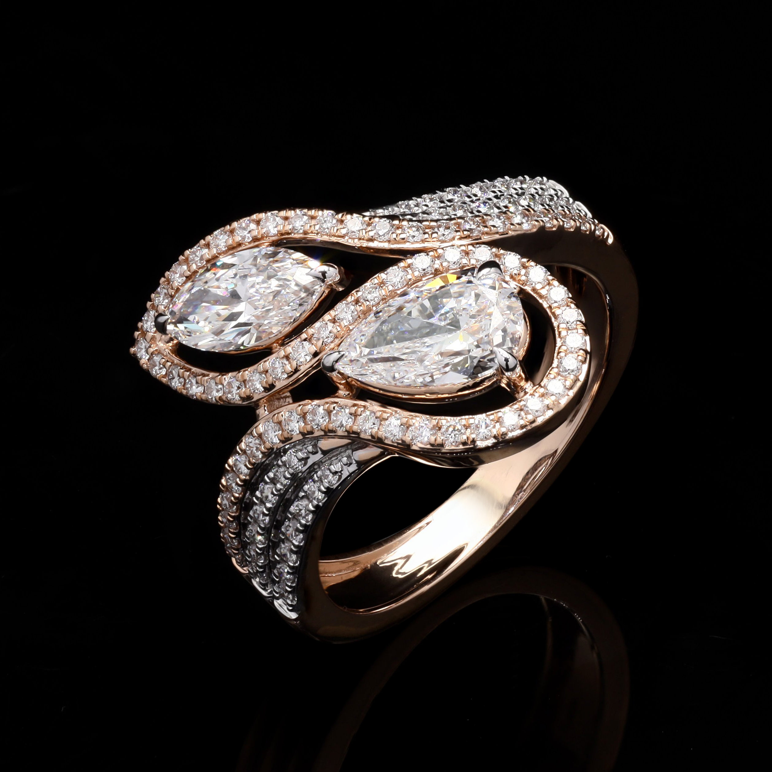 Sweeping Two Tone Cocktail ring