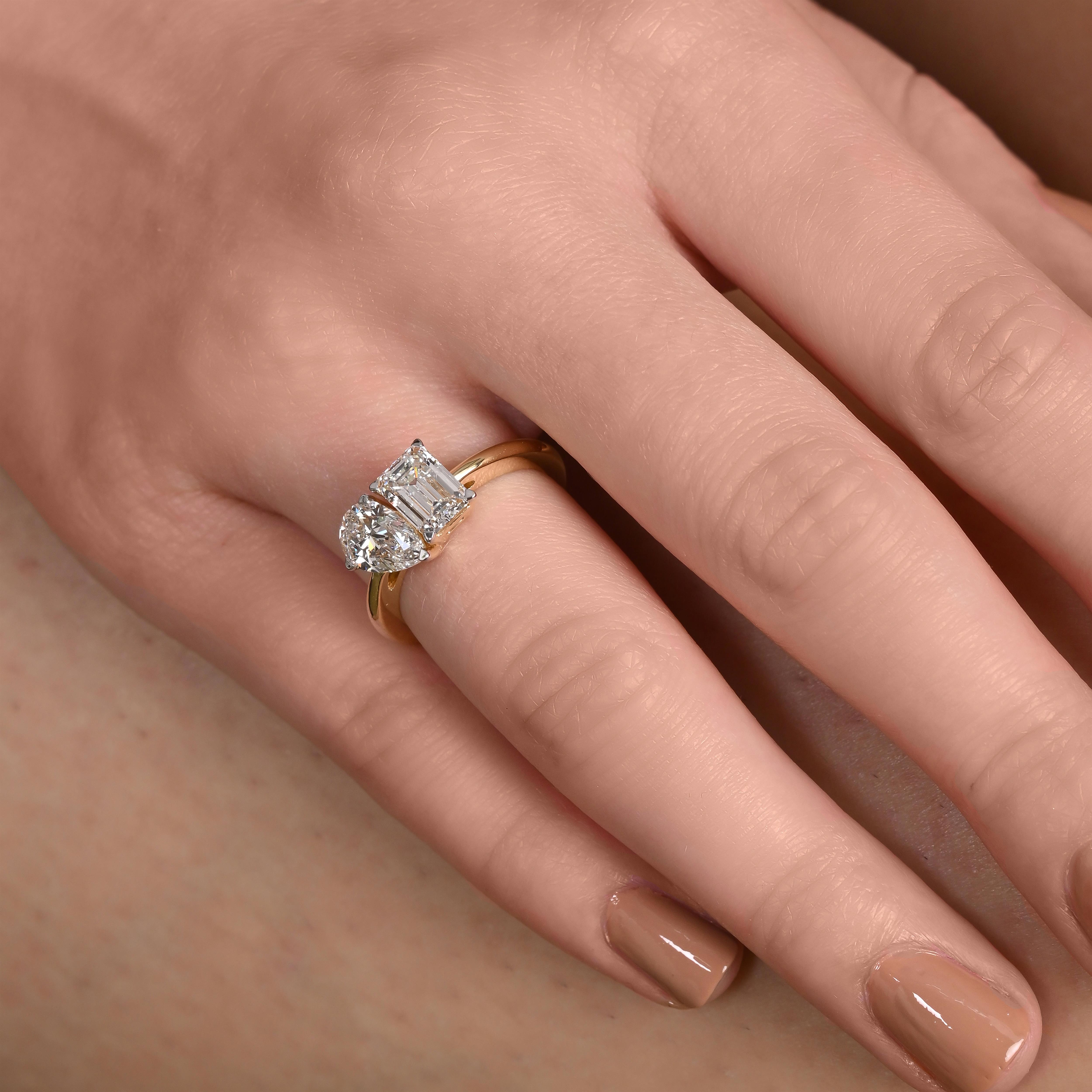 Pear Emra Toi-Et-Moi Ring