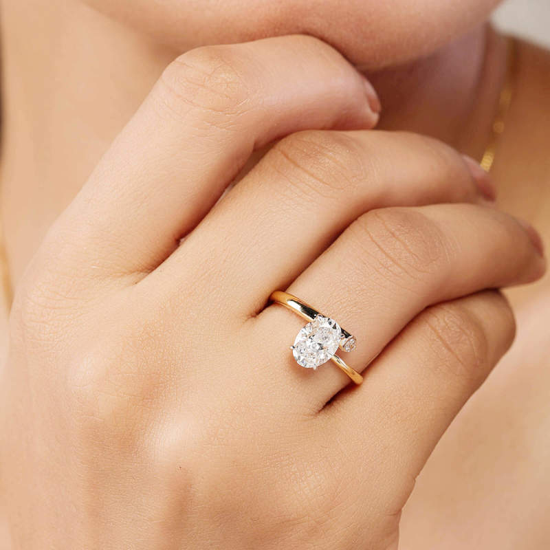 Elegant Oval Orchid Ring