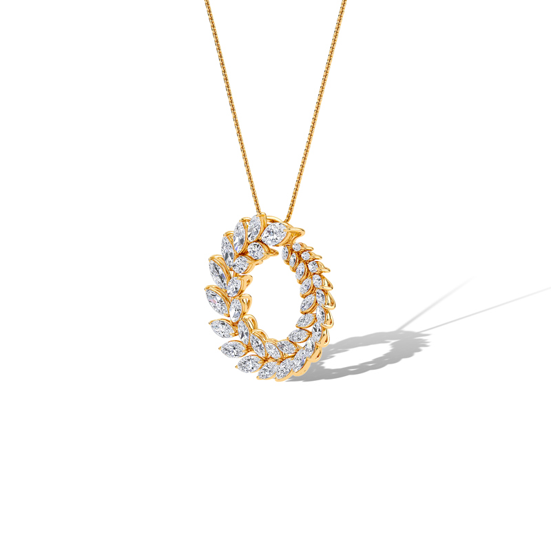 Graduating Wreath Pendant