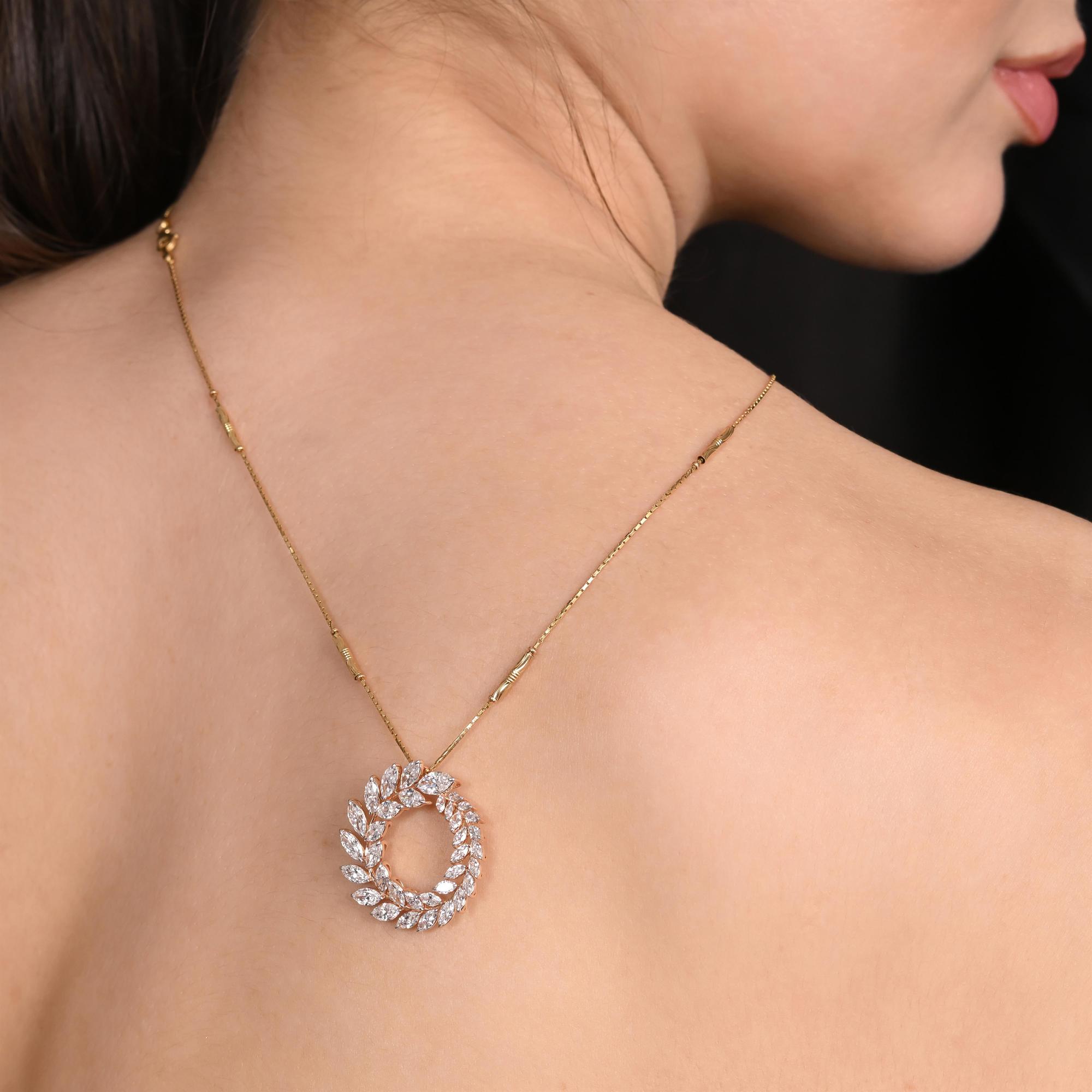 Graduating Wreath Pendant