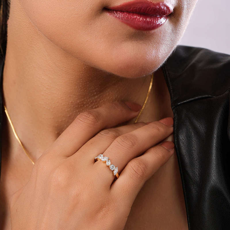 Multishape Half Eternity Band