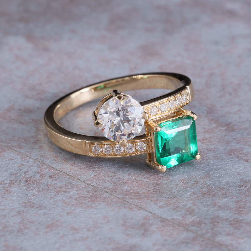 Gemstone Byepass Ring