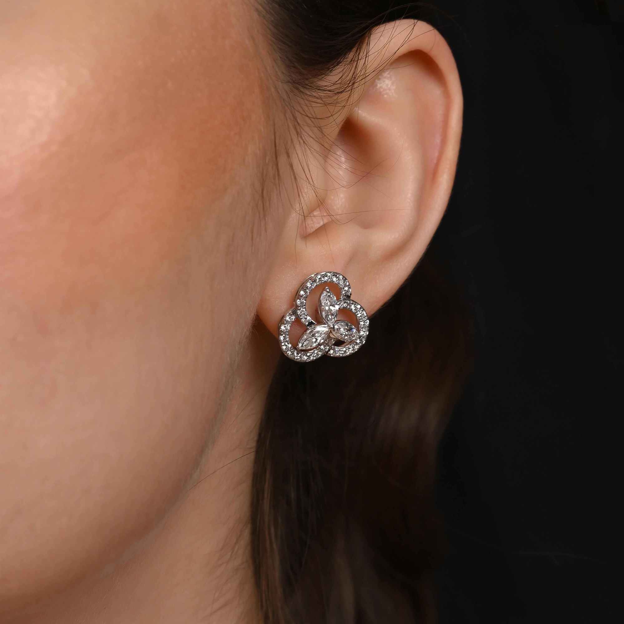 Epitome Luxe Labs Floral Cluster Fashion Earrings in 18kt White Gold