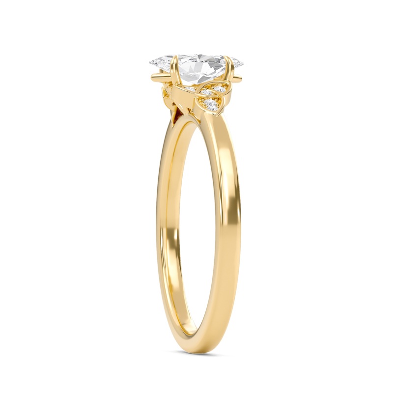 Epitome Luxe Labs Marquise Dazzling Cluster Engagement Ring in 14kt Yellow Gold